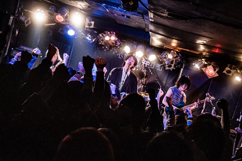 アーティスト写真